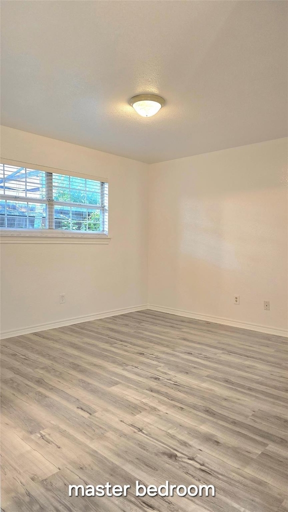 5017 Chapman Street - Photo 14