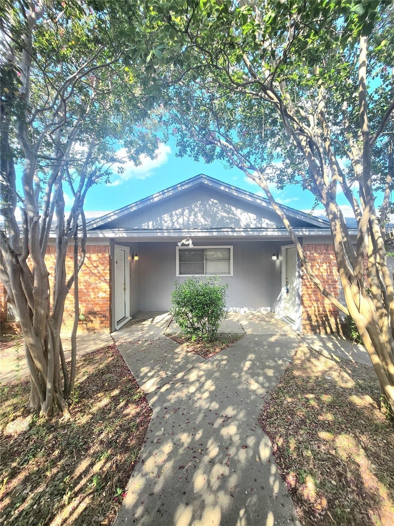 7308 Sanger Avenue - Photo 17