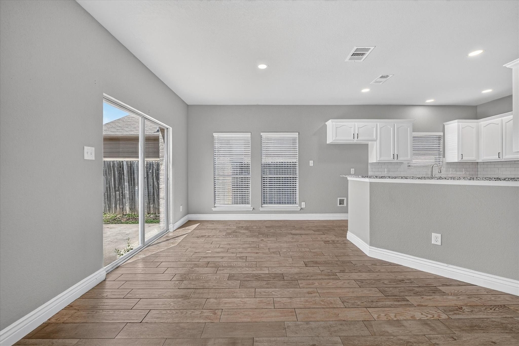 1133 Kielder Court - Photo 6