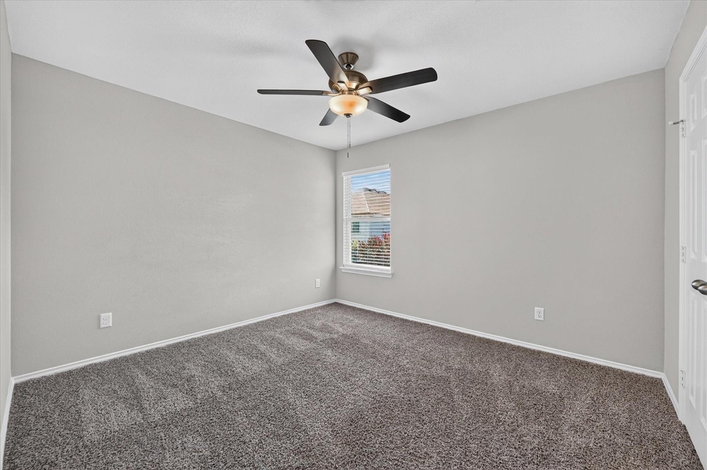 1133 Kielder Court - Photo 11