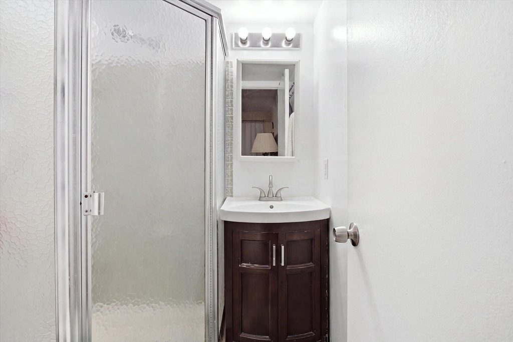 600 Sw 2nd Avenue - Photo 10