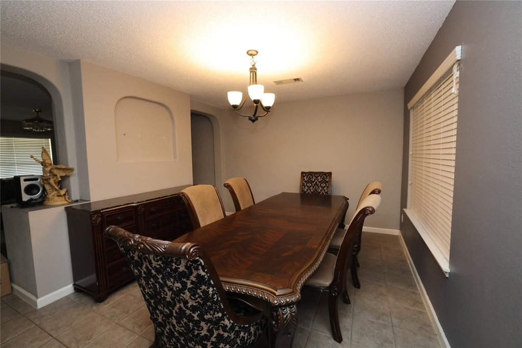 4360 Mesa Drive - Photo 4