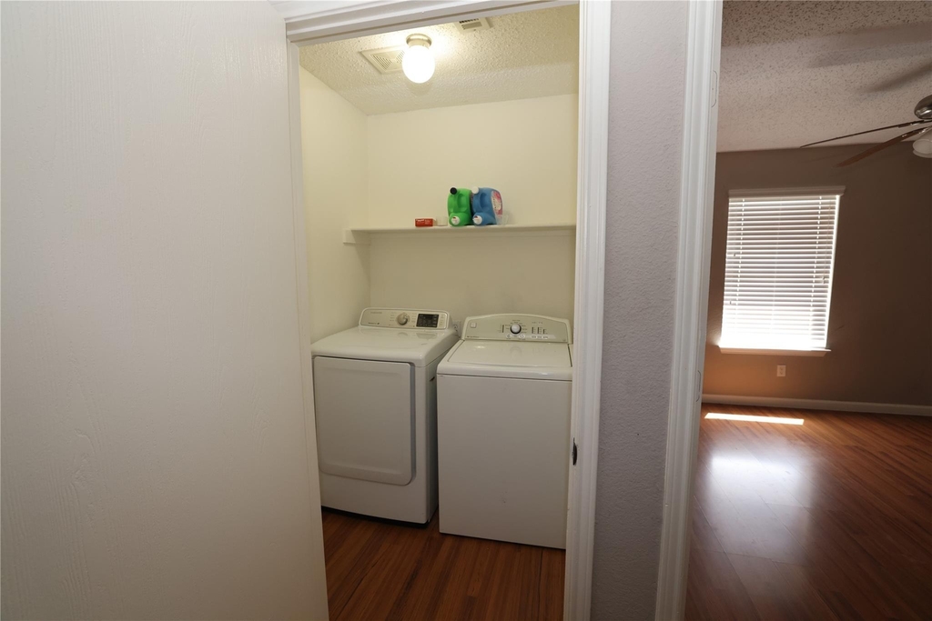 4360 Mesa Drive - Photo 18