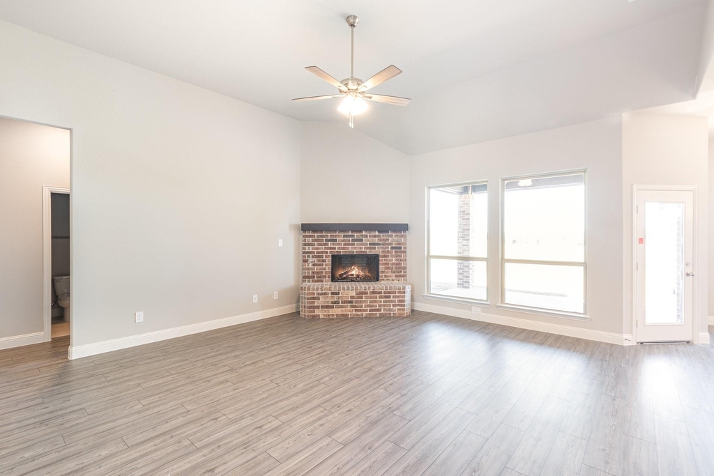 720 Candace Drive - Photo 4