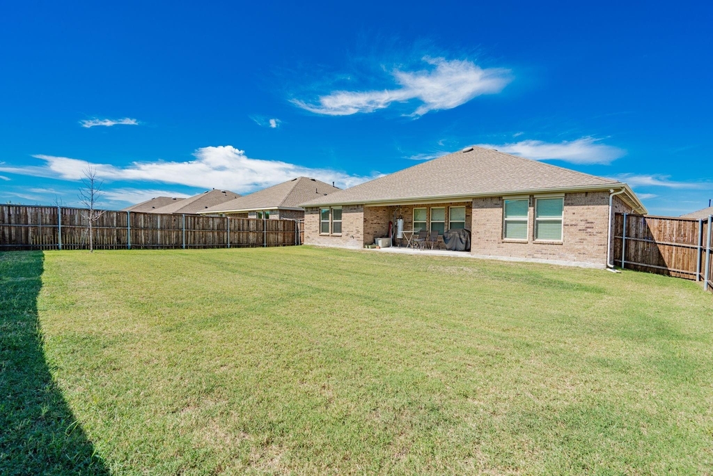 555 Delaware Road - Photo 28