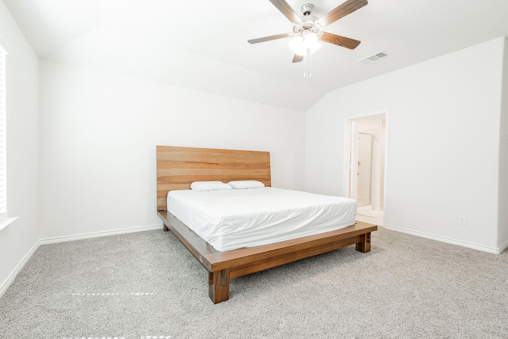 555 Delaware Road - Photo 24