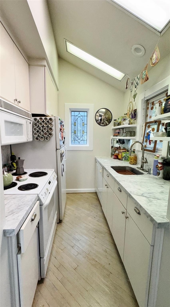 2504 State Street - Photo 6