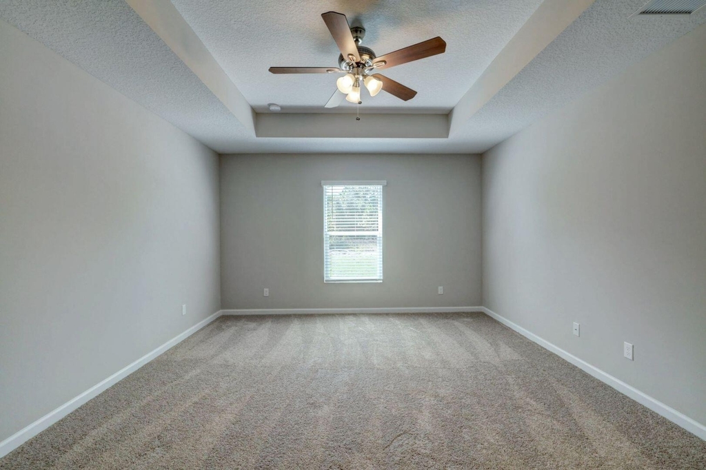 1913 Sw Swift Avenue - Photo 16
