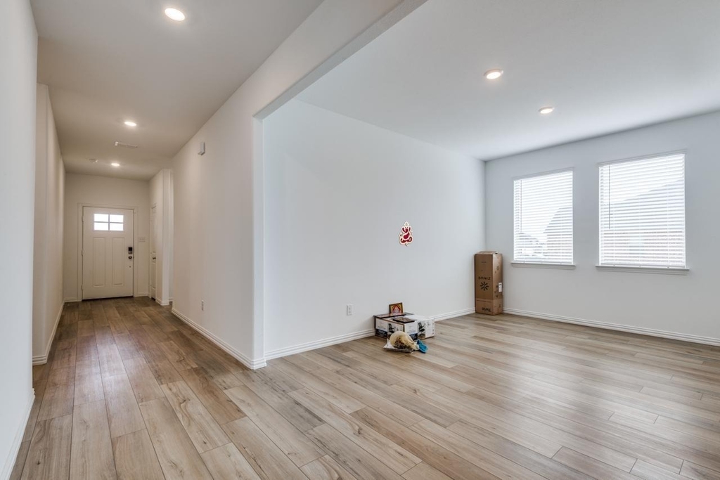 2204 Okeefe Drive - Photo 4