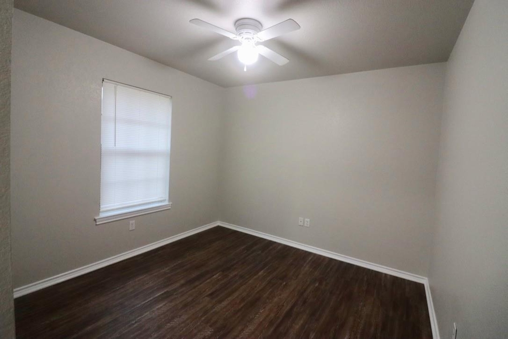 1124 W Spring Street - Photo 8