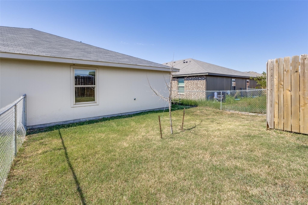 6011 Amelia Earhart Boulevard - Photo 13
