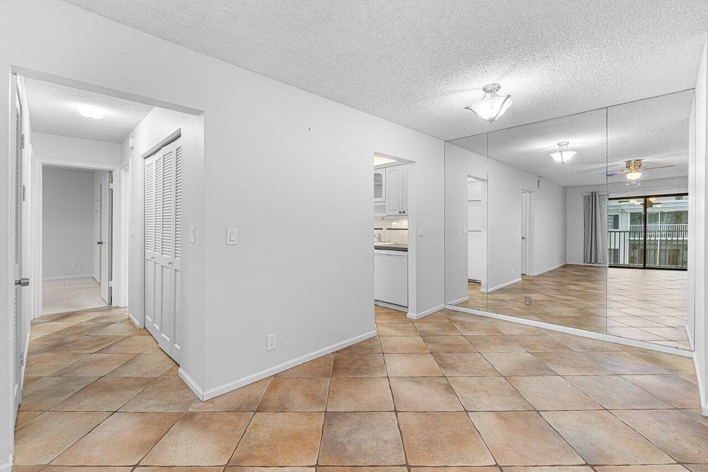 120 Cypress Club Drive - Photo 4