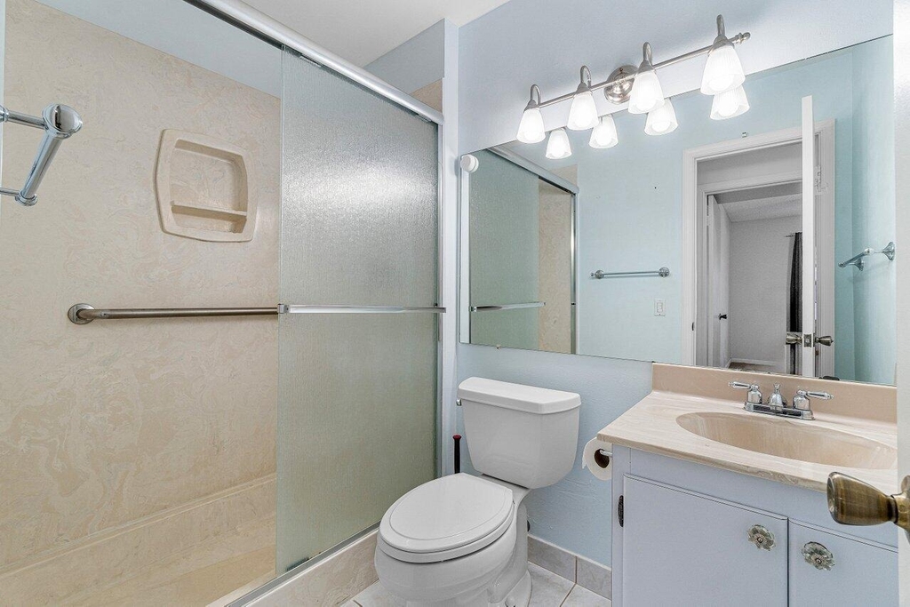 120 Cypress Club Drive - Photo 10