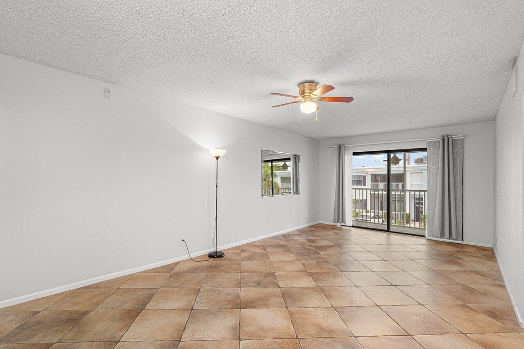 120 Cypress Club Drive - Photo 2