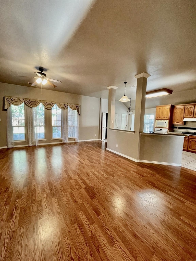 1425 Landsford Drive - Photo 5