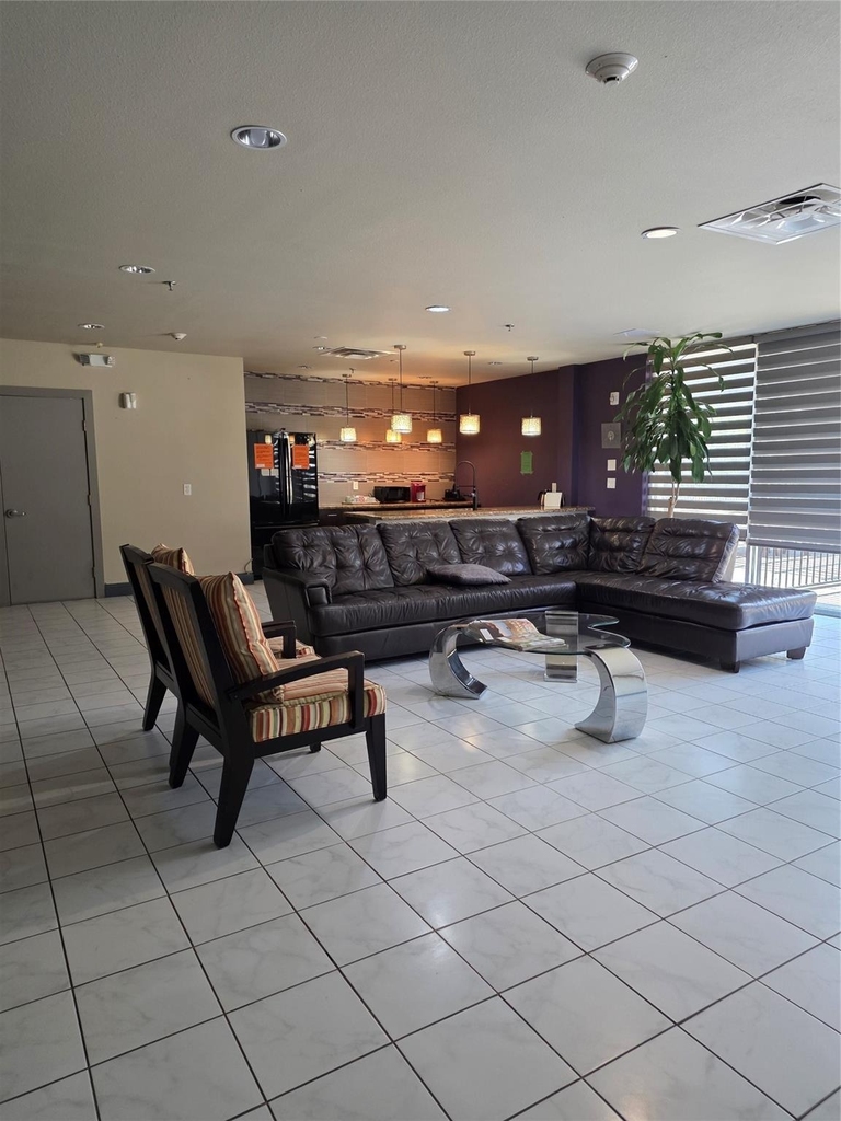 1100 W Trinity Mills Road - Photo 8