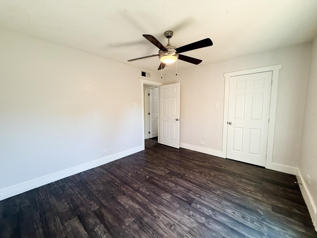 5928 Fletcher Avenue - Photo 13