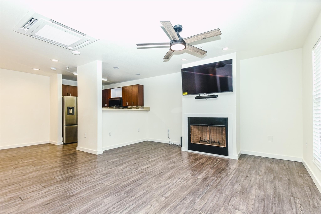 3022 Forest Lane - Photo 2