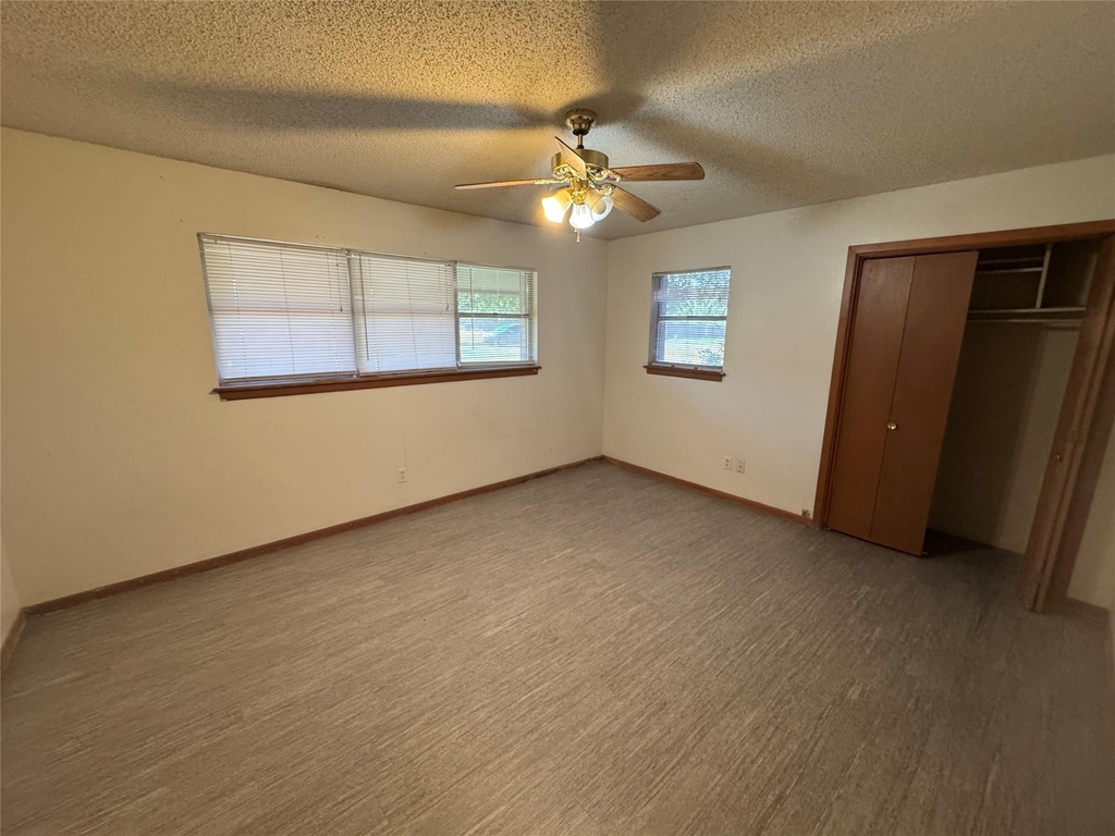 598 Washington Boulevard - Photo 8