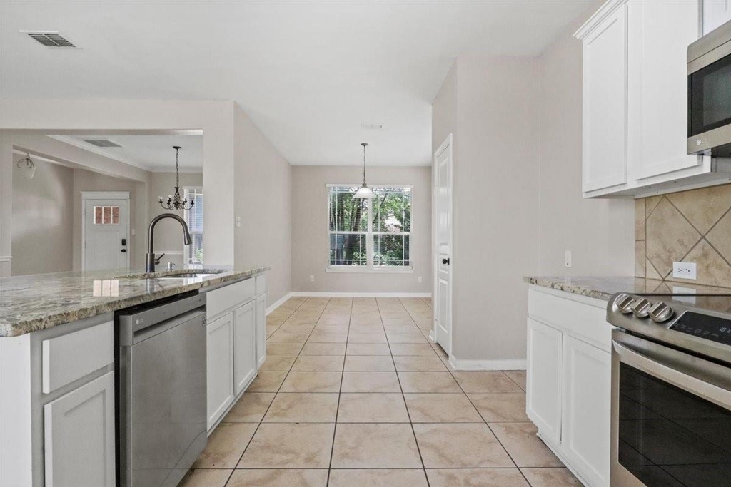 12233 Macaroon Lane - Photo 8