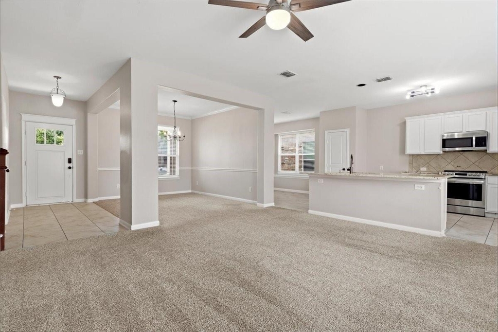 12233 Macaroon Lane - Photo 5