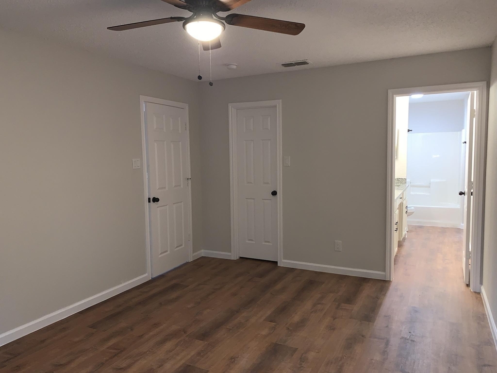 120 Plumthicket Lane - Photo 9