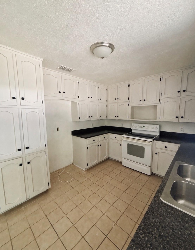 526 Park Lane - Photo 7