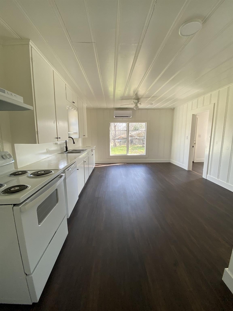 801 Walnut Street - Photo 8