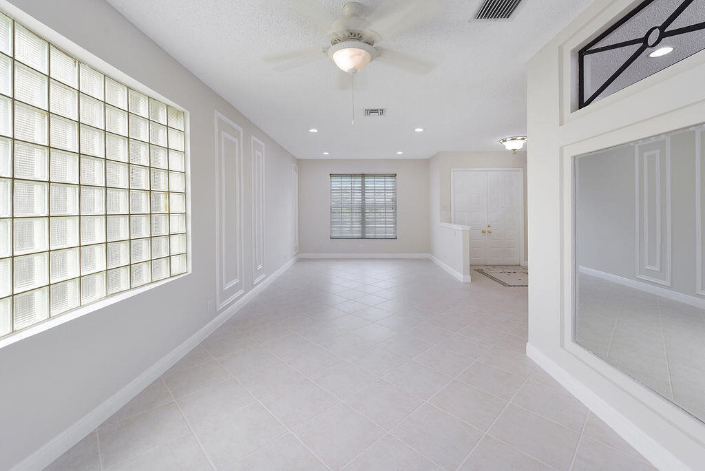 7259 Norwich Lane - Photo 5