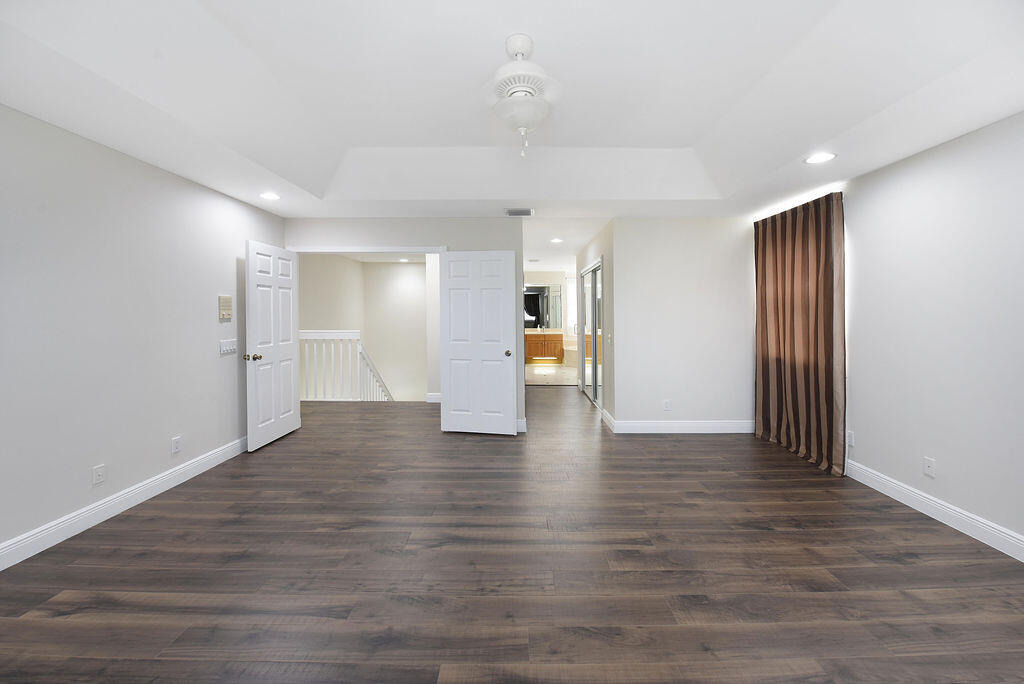 7259 Norwich Lane - Photo 12