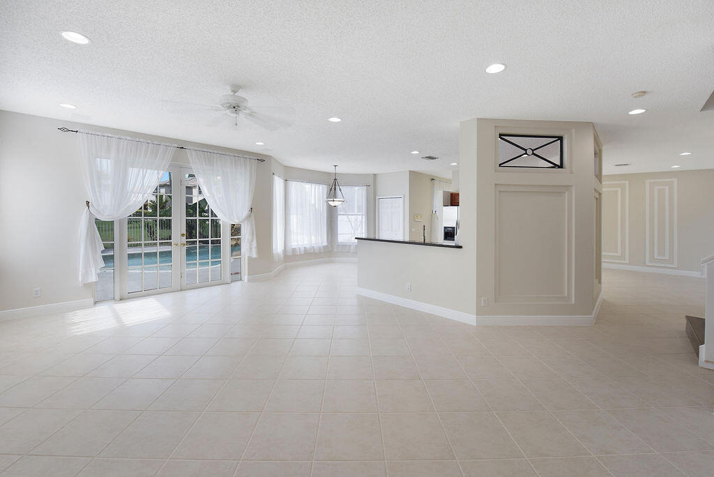 7259 Norwich Lane - Photo 7