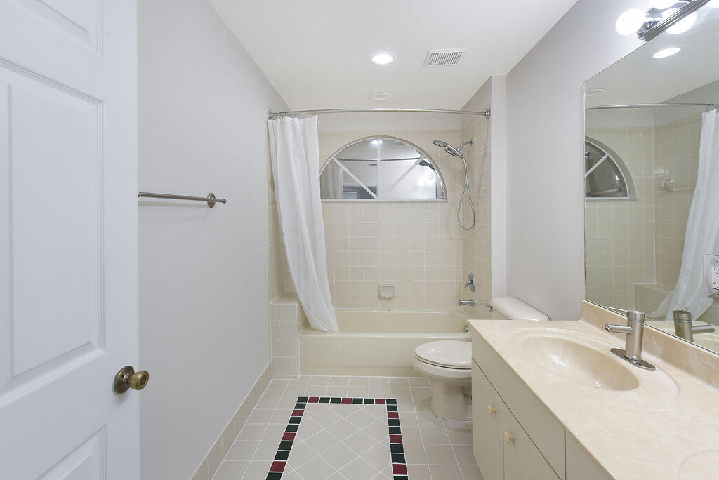 7259 Norwich Lane - Photo 16