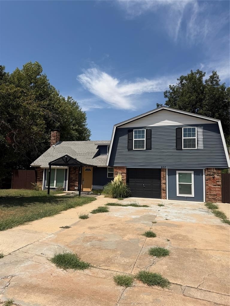 237 E Mohr Lane - Photo 0