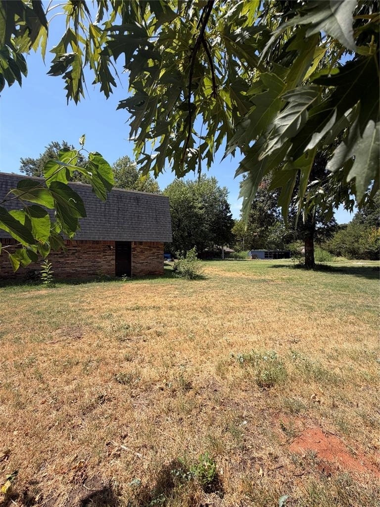 237 E Mohr Lane - Photo 1