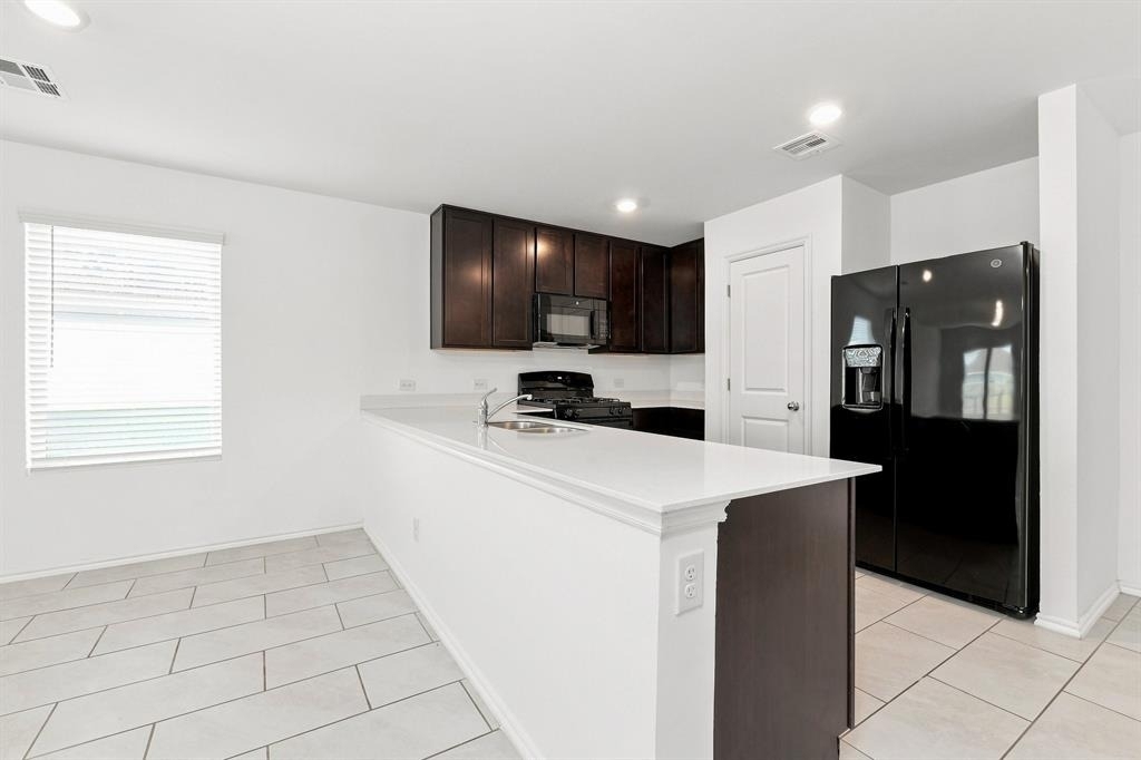 10912 Sw 22nd Street - Photo 3