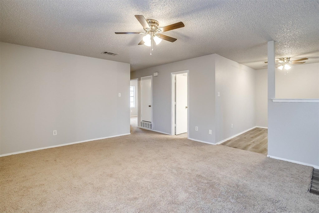 2521 Indigo Lane - Photo 4