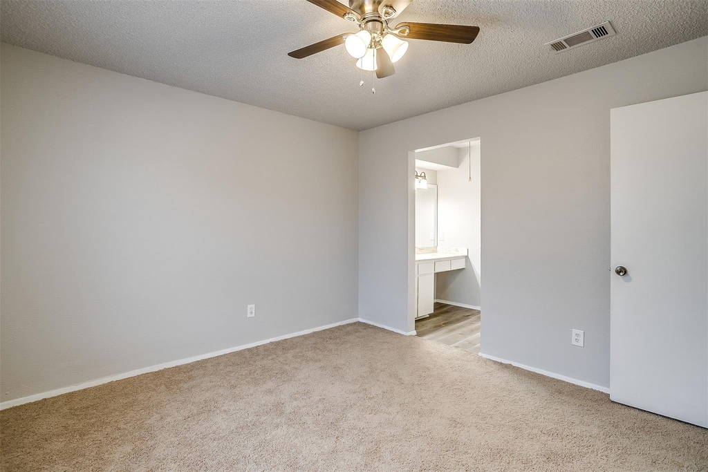 2521 Indigo Lane - Photo 14