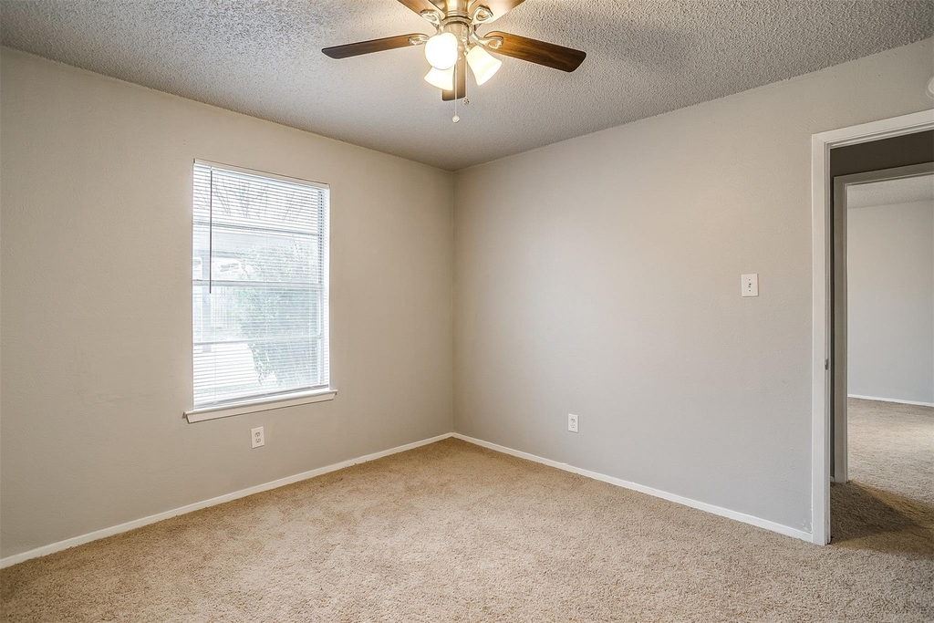 2521 Indigo Lane - Photo 20