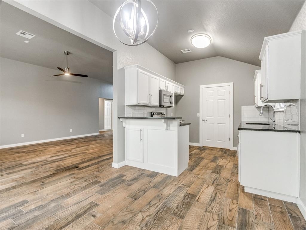 21925 Homesteaders Road - Photo 17