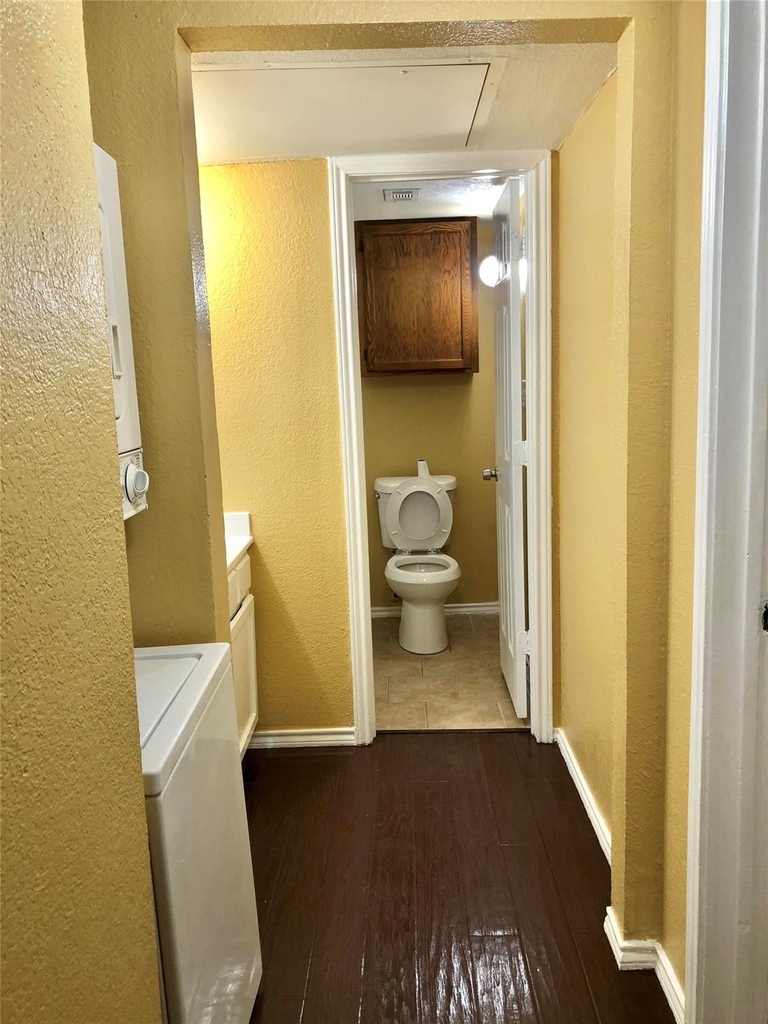 9829 Walnut Street - Photo 9