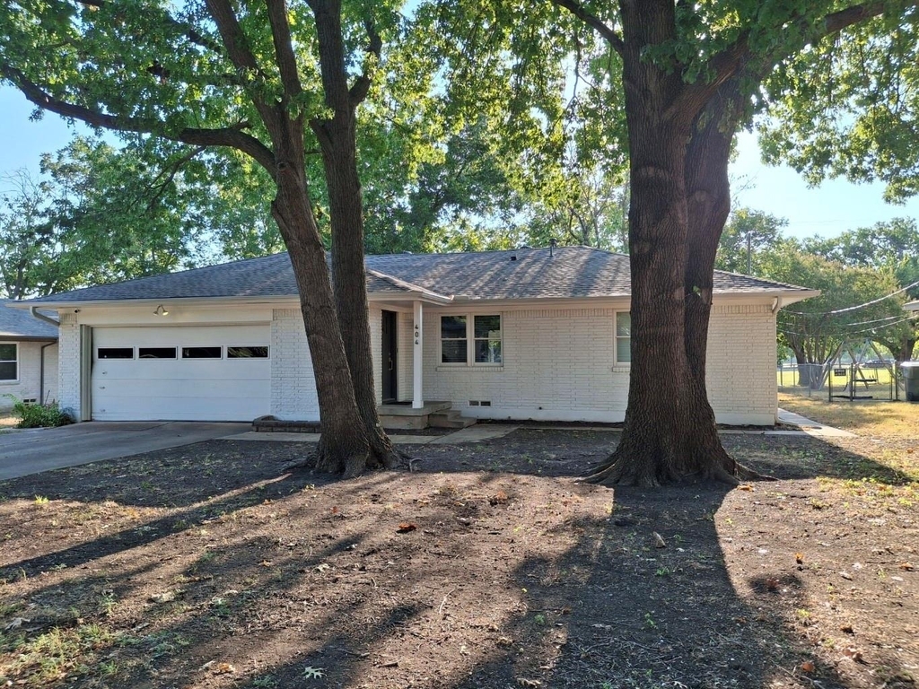 404 N Anna Drive - Photo 0