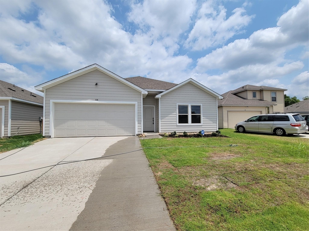 108 Canales Circle - Photo 1