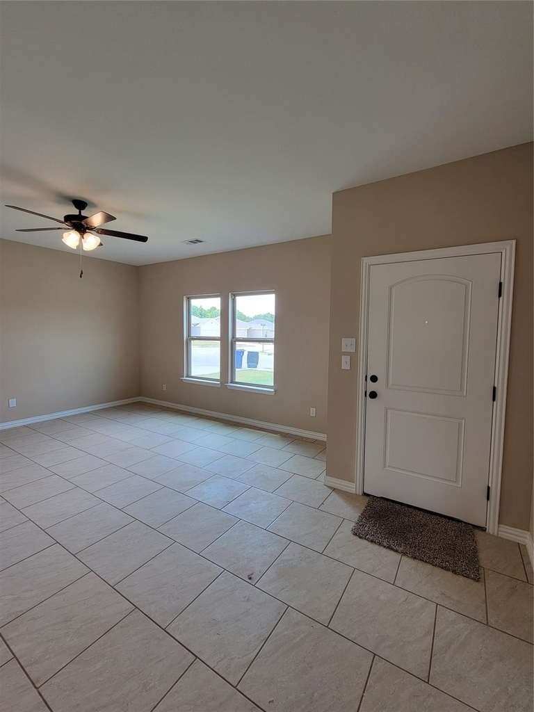 108 Canales Circle - Photo 4