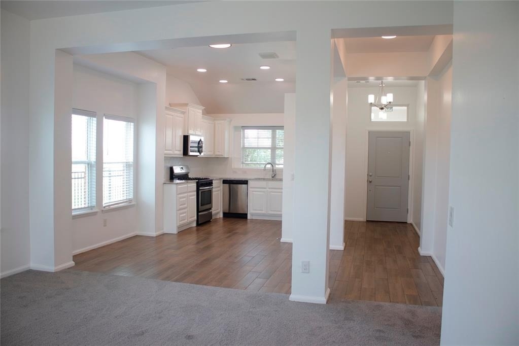 10601 Nw 20th Street - Photo 5