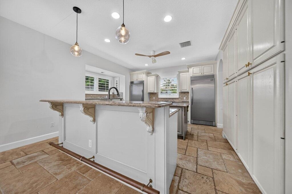 15 W High Point Road - Photo 18