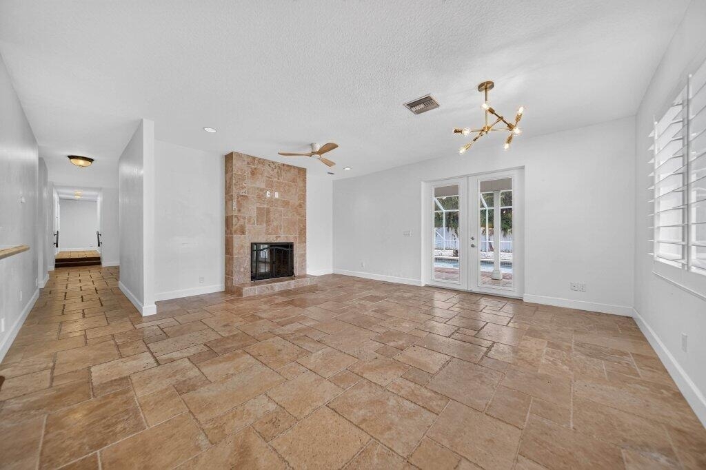 15 W High Point Road - Photo 26