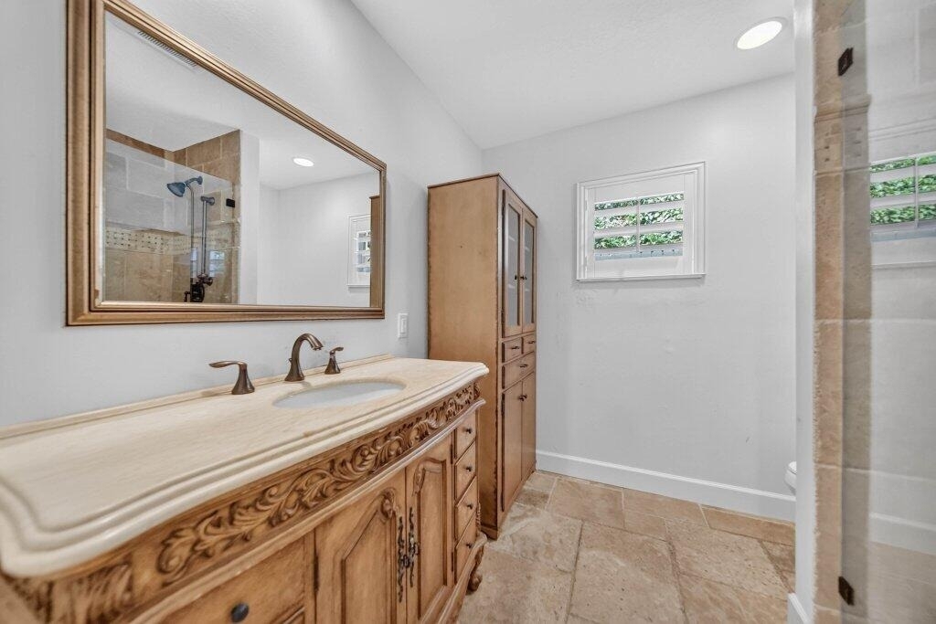15 W High Point Road - Photo 35