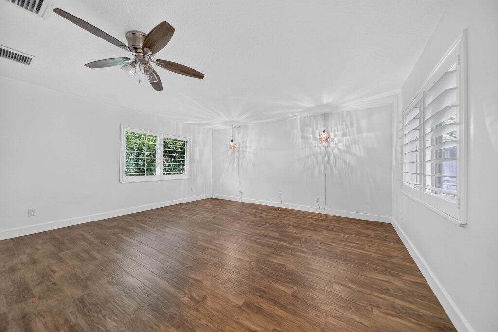 15 W High Point Road - Photo 28