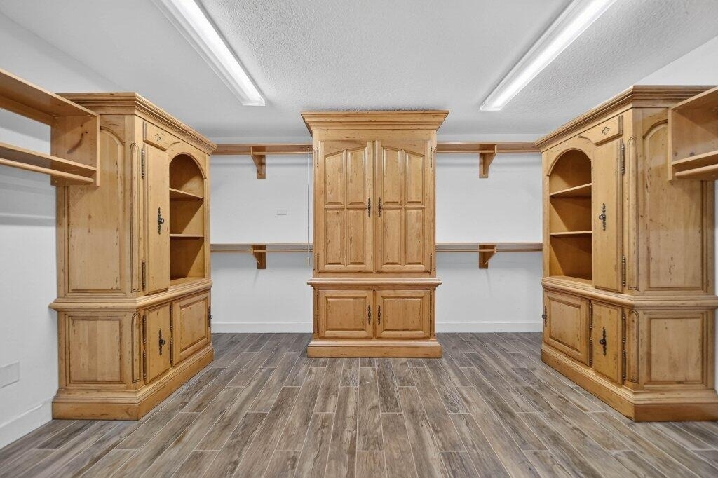 15 W High Point Road - Photo 30