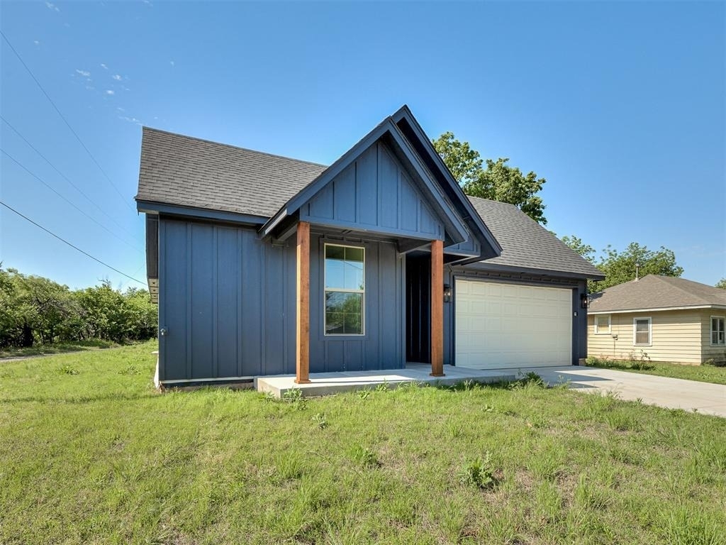 1925 E Springer Avenue - Photo 1